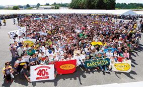 Huge Mazda Roadster 20th Anniversary Commemorative Event Held in Japan
