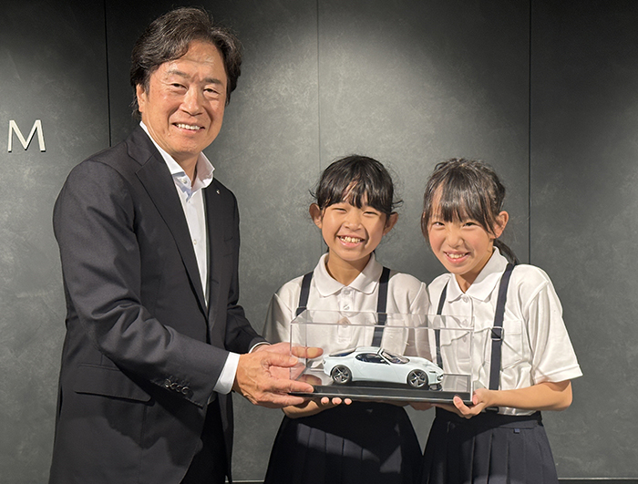 Mazda Museum 2 Millionth Visitor Commemorative Ceremony
