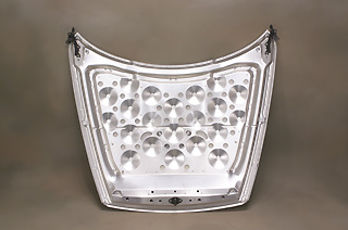 ショックコーンアルミボンネット(内側)