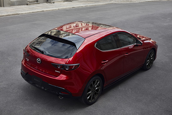 新型Mazda3 ハッチバック (北米仕様車)