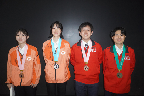 「第63回技能五輪全国大会」マツダグループ所属選手の入賞者（左から中村選手、月足選手、永渕選手、茅木選手）
